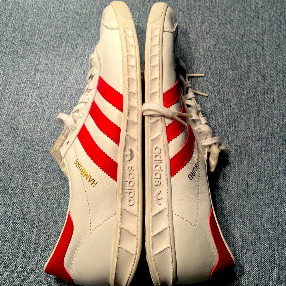 Adidas Originals HAMBURG Footwear white with red stripes NEW size 10.5 US